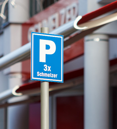 Foto Kundenparkplatz